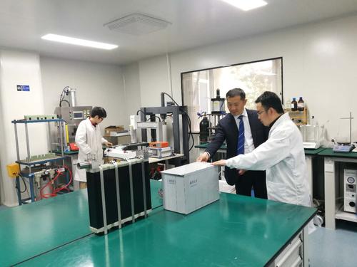 干式无油螺杆空压机